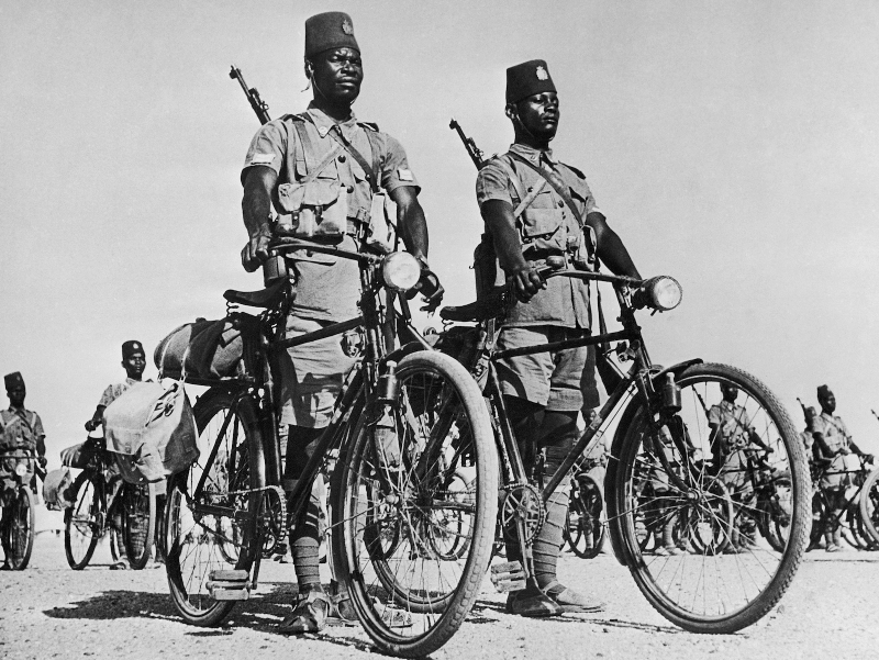 Illustration for article titled Great Moments In Bicycle-Powered Warfare